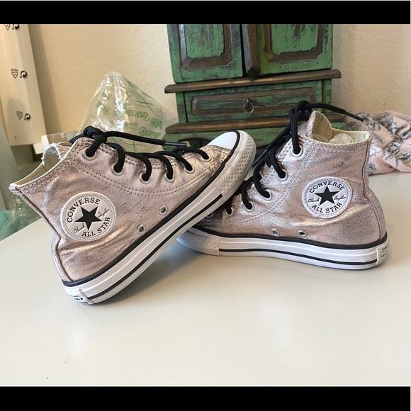 converse infant rose gold